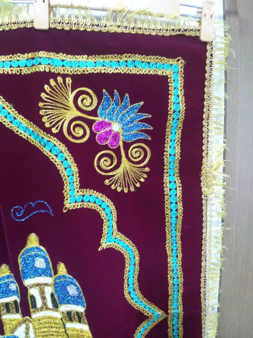 80年代製　ウズベキスタン製　ヴィンテージ　スザニ刺繍　貴重品