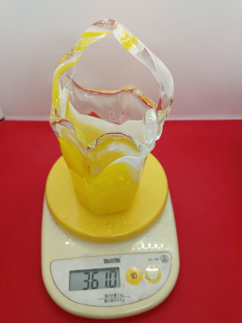 昭和レトロアンティーク フラワーベース メルカリ便配送
