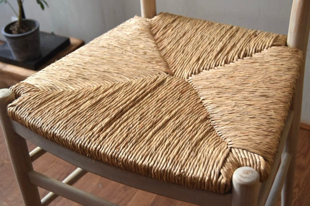 nora. sue chair ②