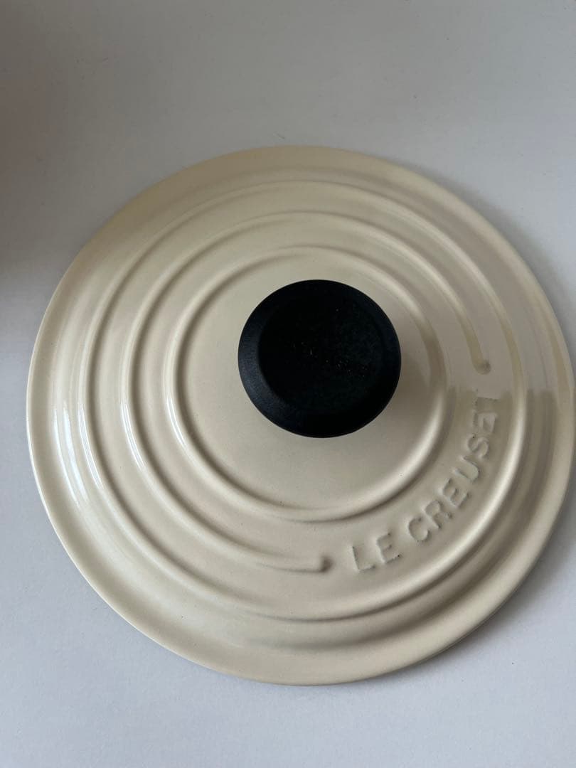 廃盤　ルクルーゼ　ココットロンド　ピーコック　オレンジ　18cm