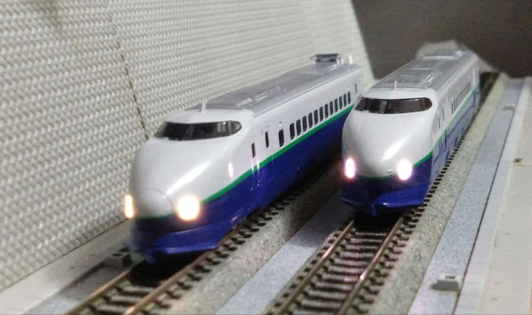 トミックス92852基本・92853増結200系東北新幹線リニュアール車