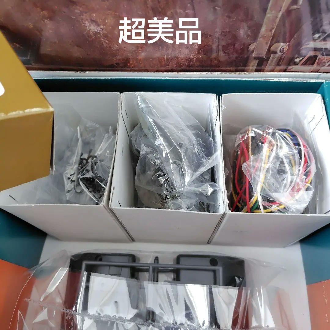 新品　バンダイ 1/15 タイガー1戦車　リモコン＆Ｒ／C　換装モーター他付 2