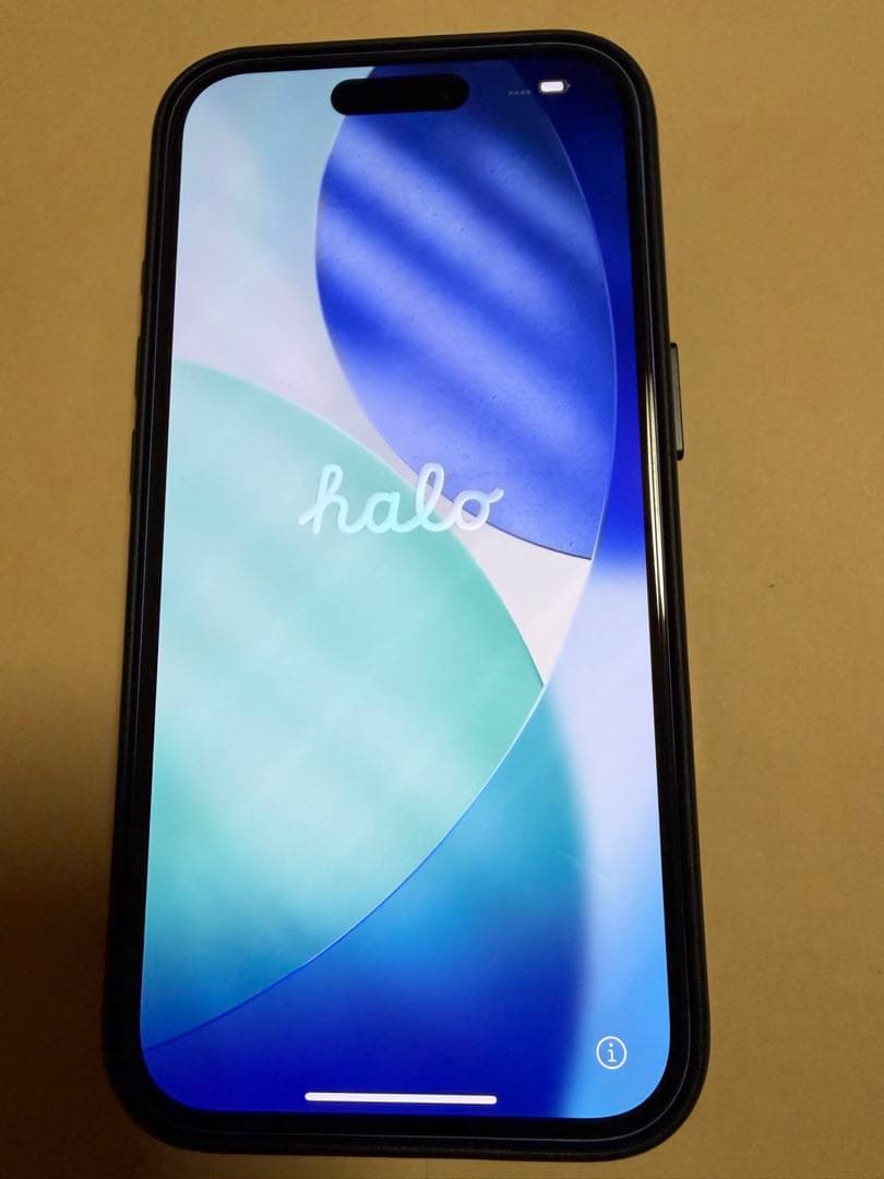 iPhone16 ブルー