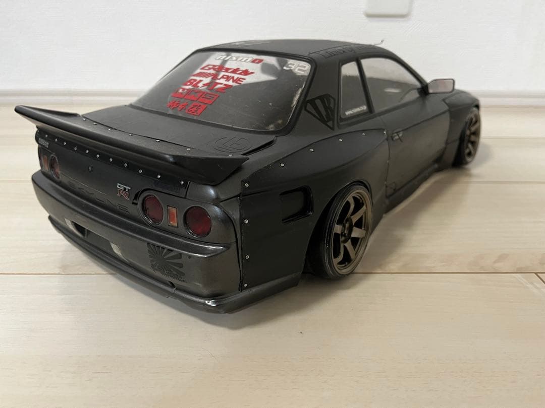 ラジコンボディ　R32