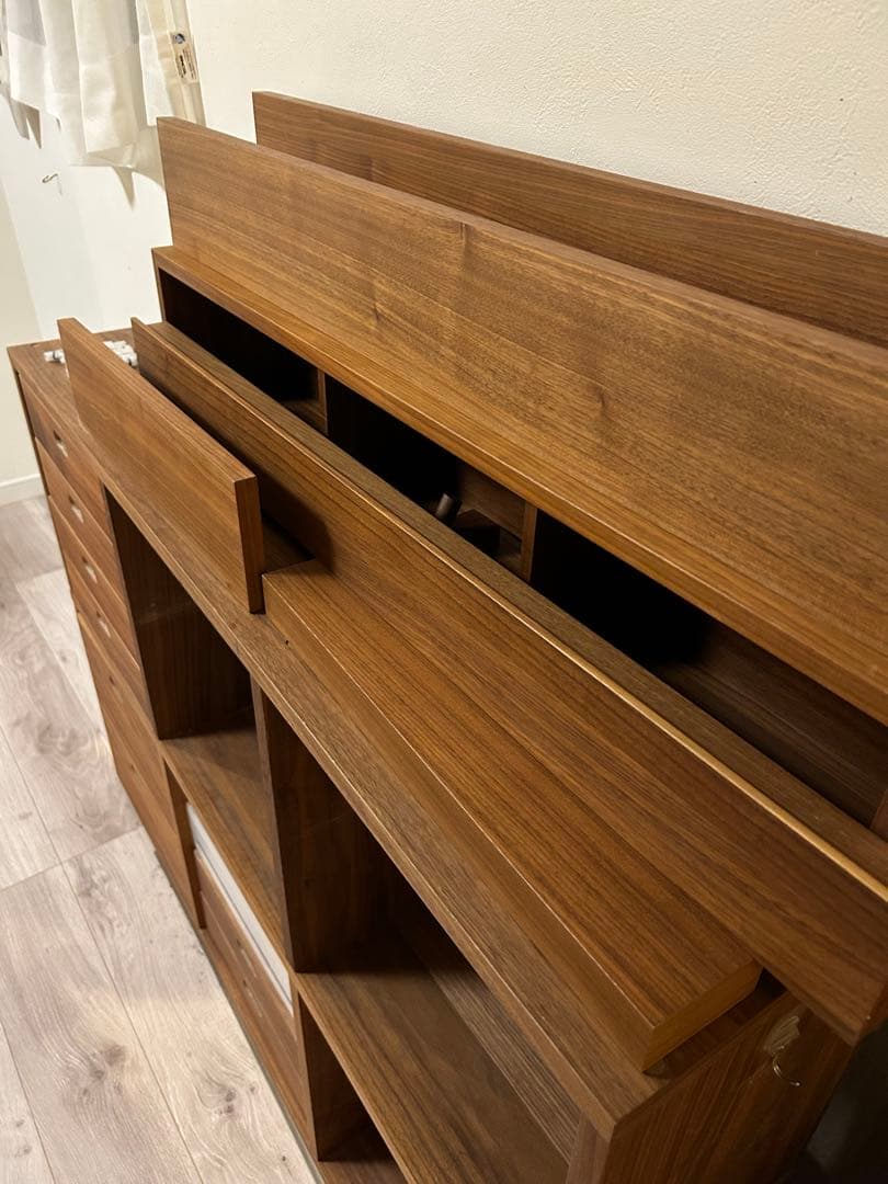 無印良品⭐︎ウォールナット⭐︎スタッキングシェルフ⭐︎壁につけられる家具⭐︎ピンあり