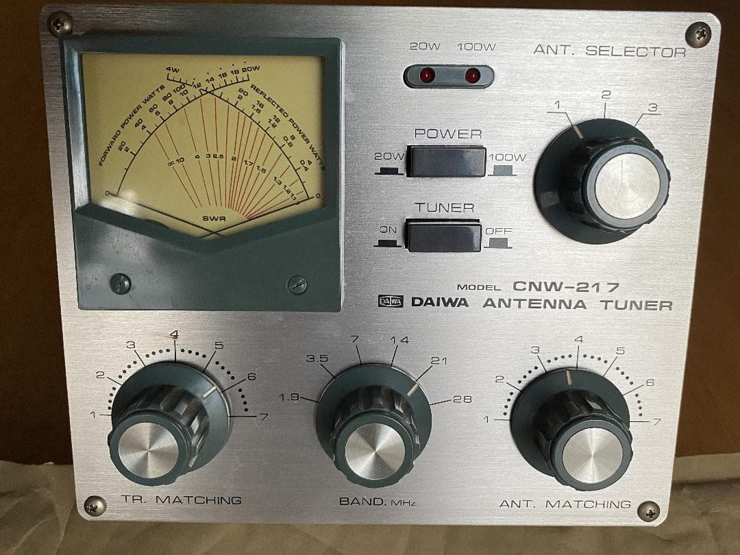 k*i様 アンテナチューナー　DAIWA　CNW-217　取説付き