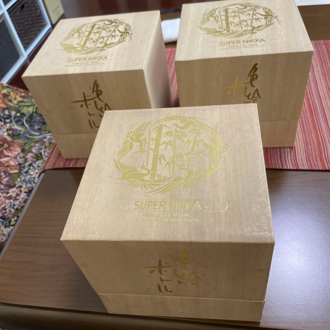 【未開栓】ニッカ　陶器　有田焼　色絵ボトル　ウイスキー　特級　ニッカウヰスキー