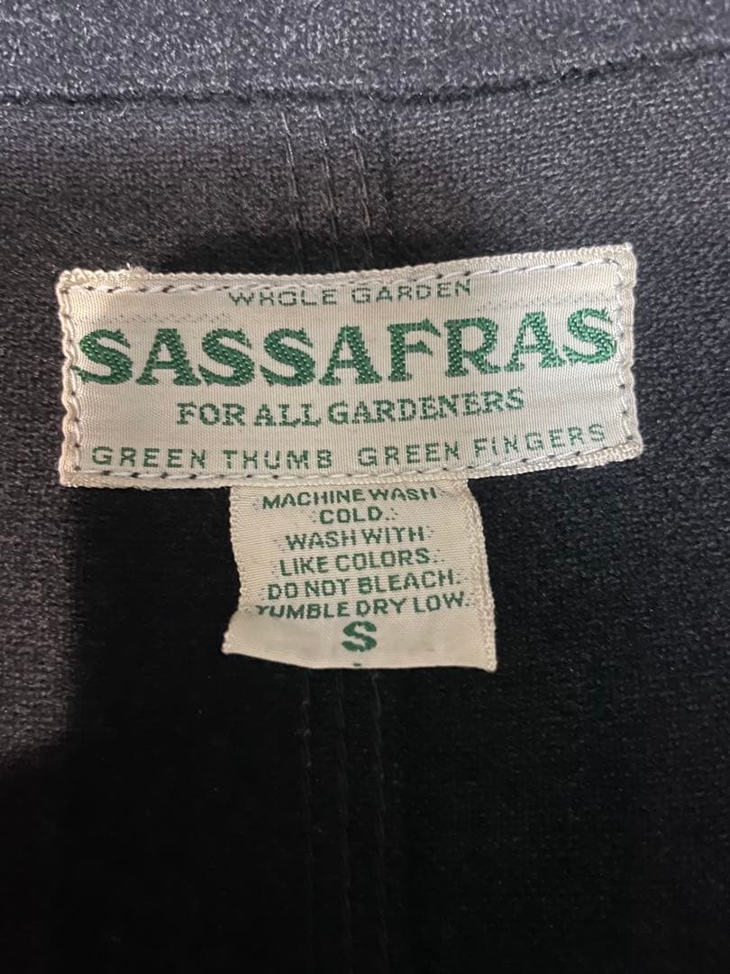 お値下げ中SASSAFRASフォールリーフコートBLACK