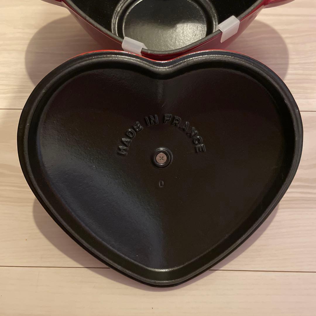 【新品未使用品】ストウブ　ハートココット