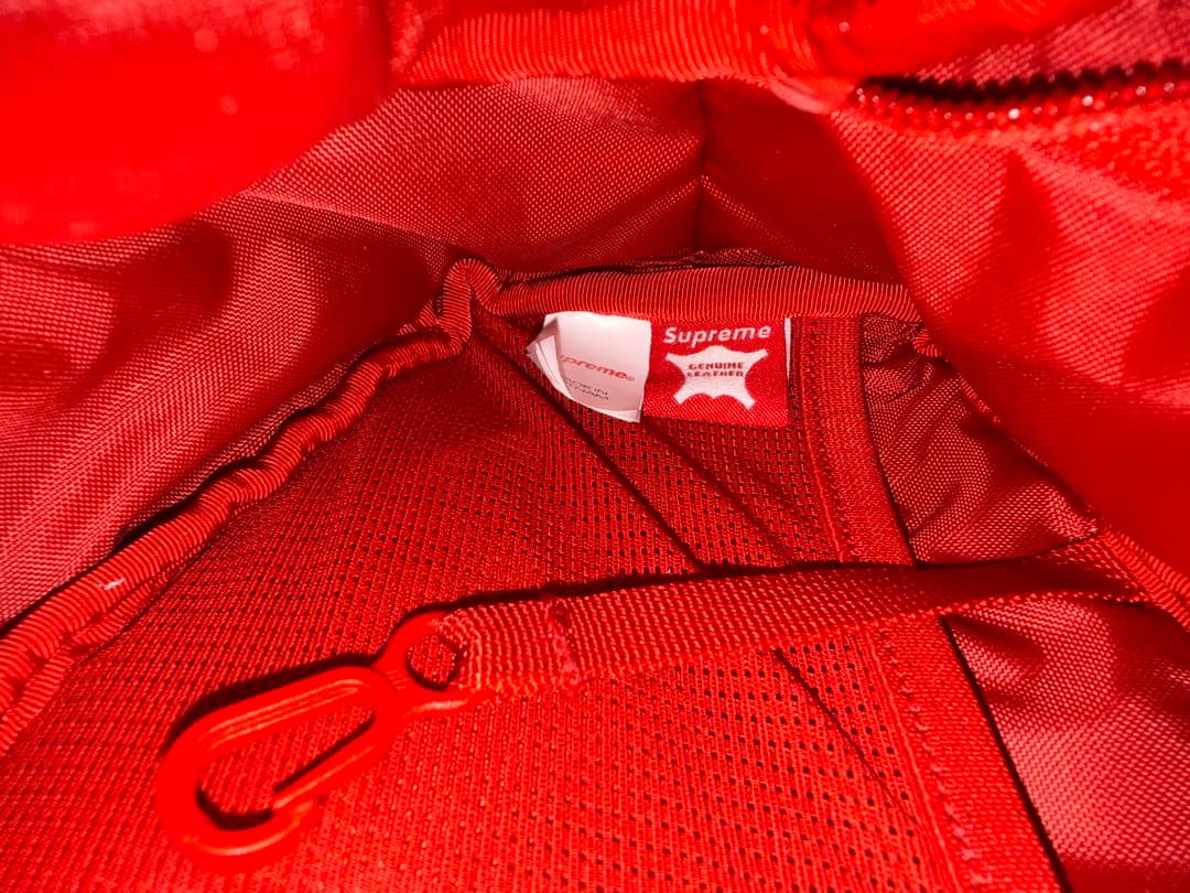 バッグ Supreme Leather Waist Bag Red
