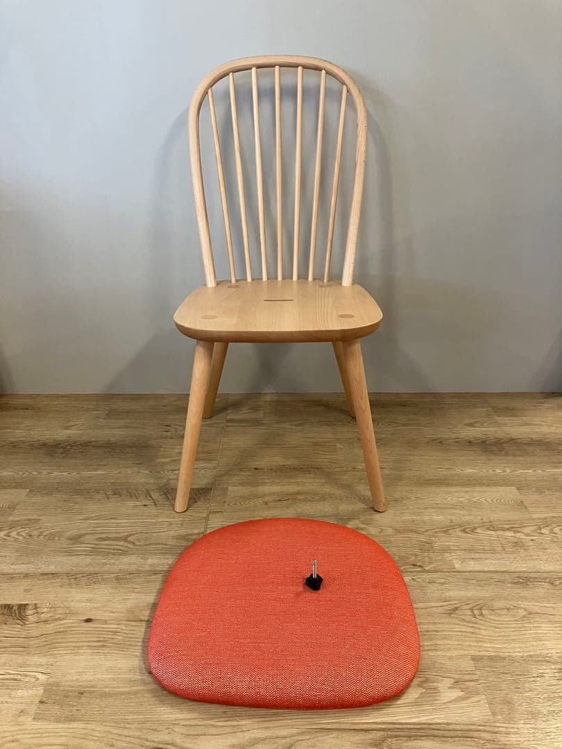 HIDA AWASE chair 展示品