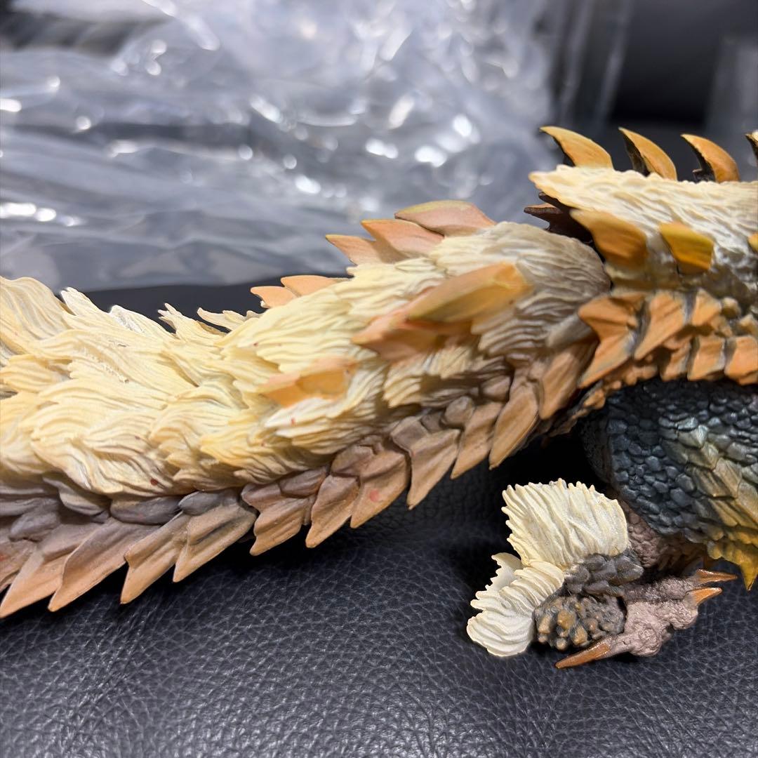 ジンオウガ フィギュア モンスターアーツ S.H.MonsterArts SH