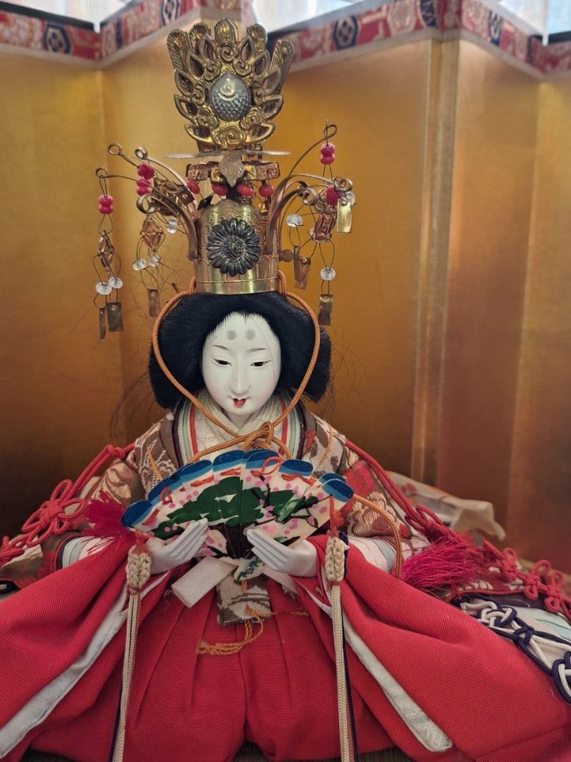 【逸品】1950年代日本製のビンテージひな人形/花やかな15人飾り五段飾り