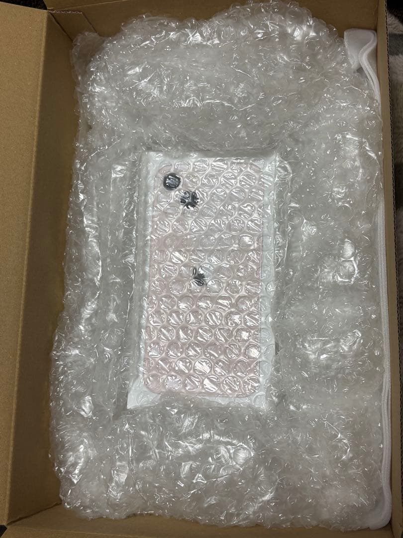 iPhone13 ピンク