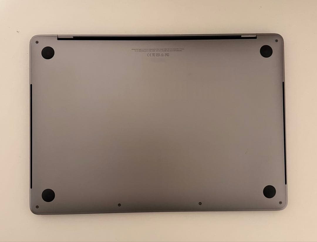 Macbook Pro 2017 13インチ 今年最新mac os