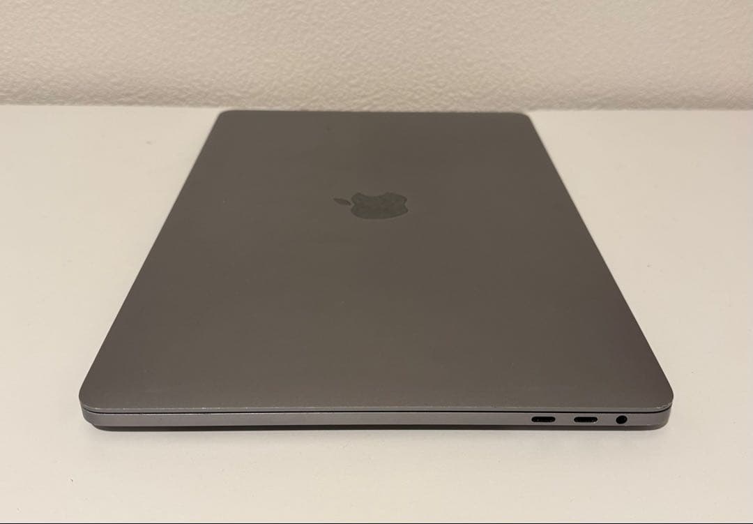 Macbook Pro 2017 13インチ 今年最新mac os