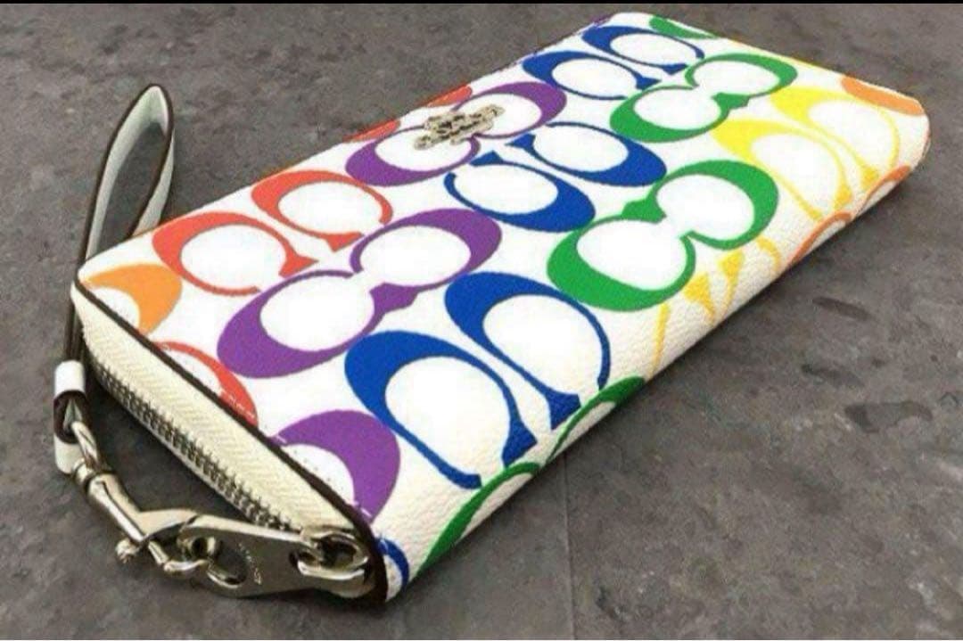 COACH長財布レインボーマルチカラーシグネチャーホワイト.ストラップ付.新品