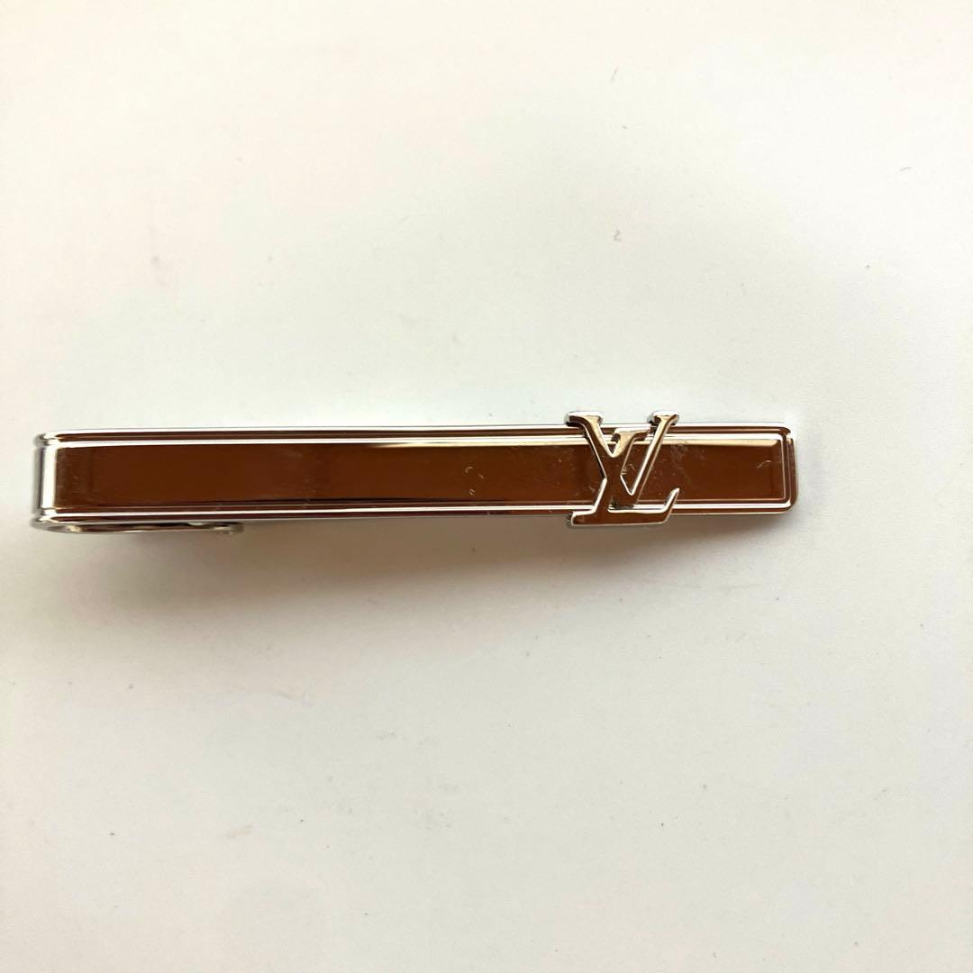 【未使用】LOUIS VUITTON ルイヴィトン LVイニシャル ネクタイピン