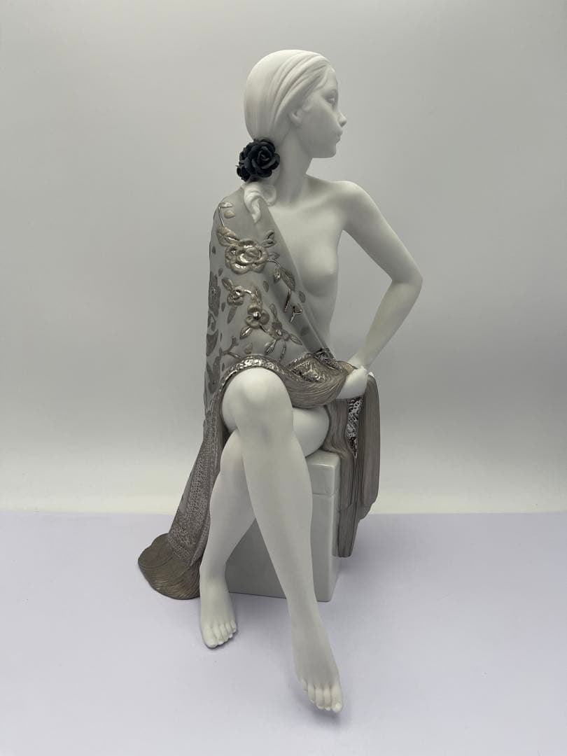 l*8様 LLADRO リヤドロ セビリアの娘 Re-Deco 8673 女性