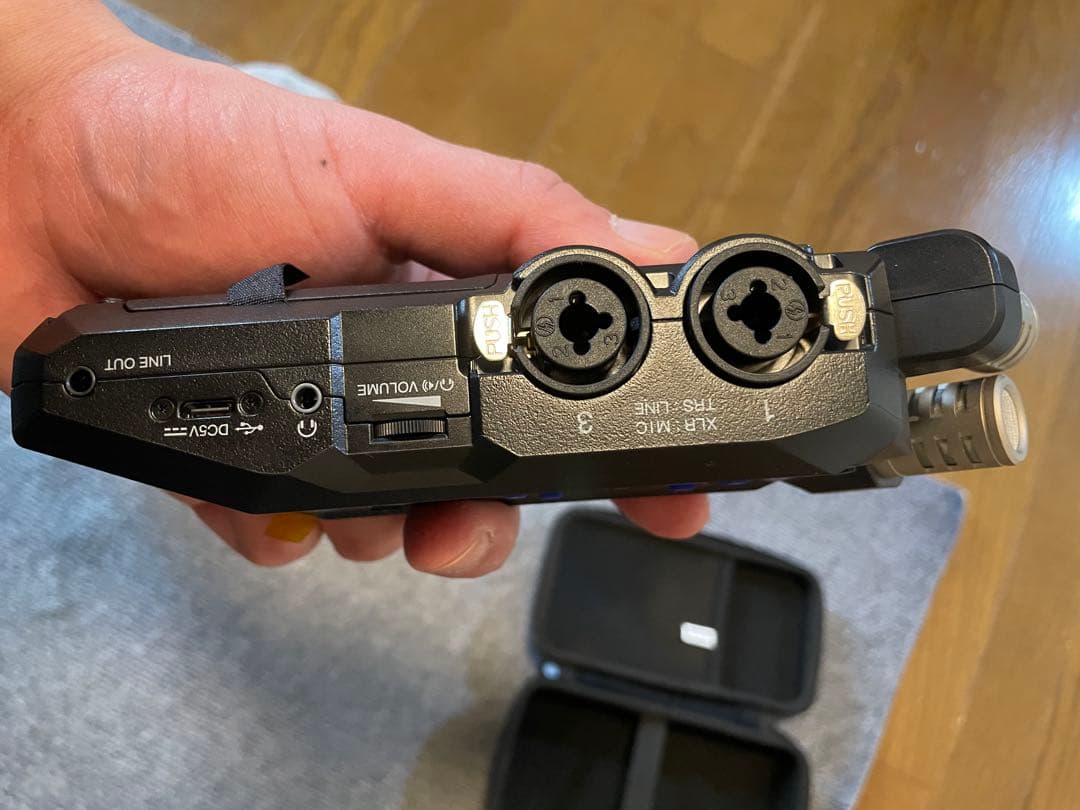 送料込み　ZOOM H6 Essential 美品