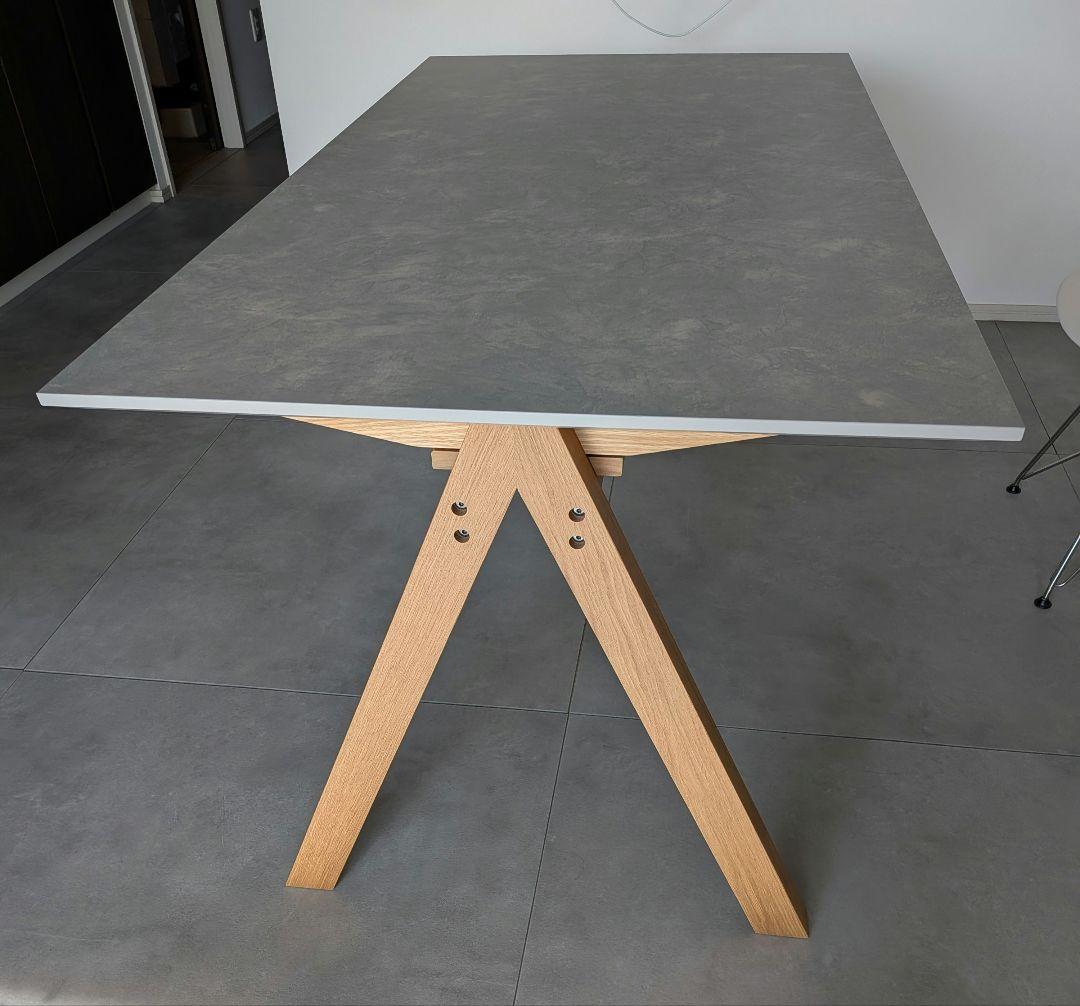 ダイニングテーブル 180cm幅 モルタル風天板 美品