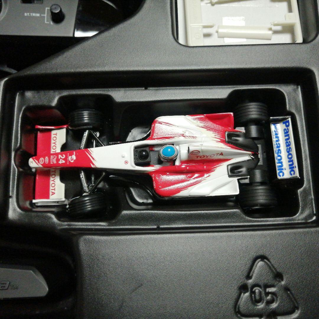 2002トヨタTF102ラジコン