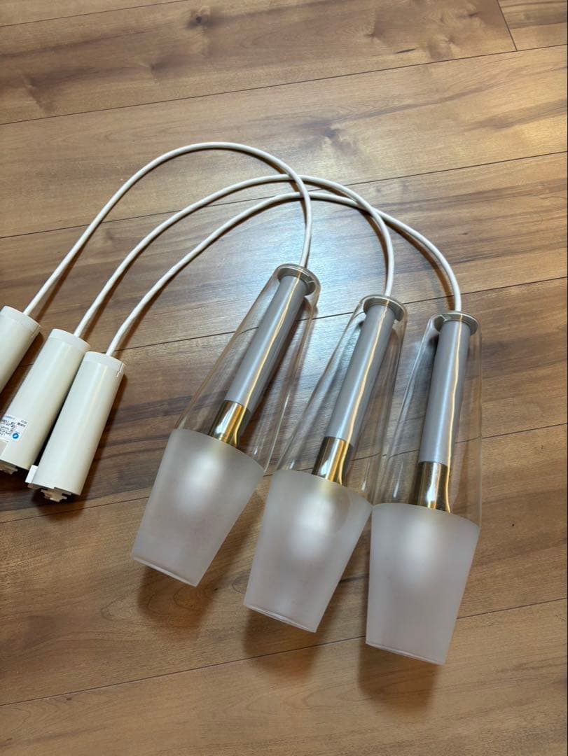 3灯ペンダントライト クリアガラス・マットホワイト　大光電機　　LED