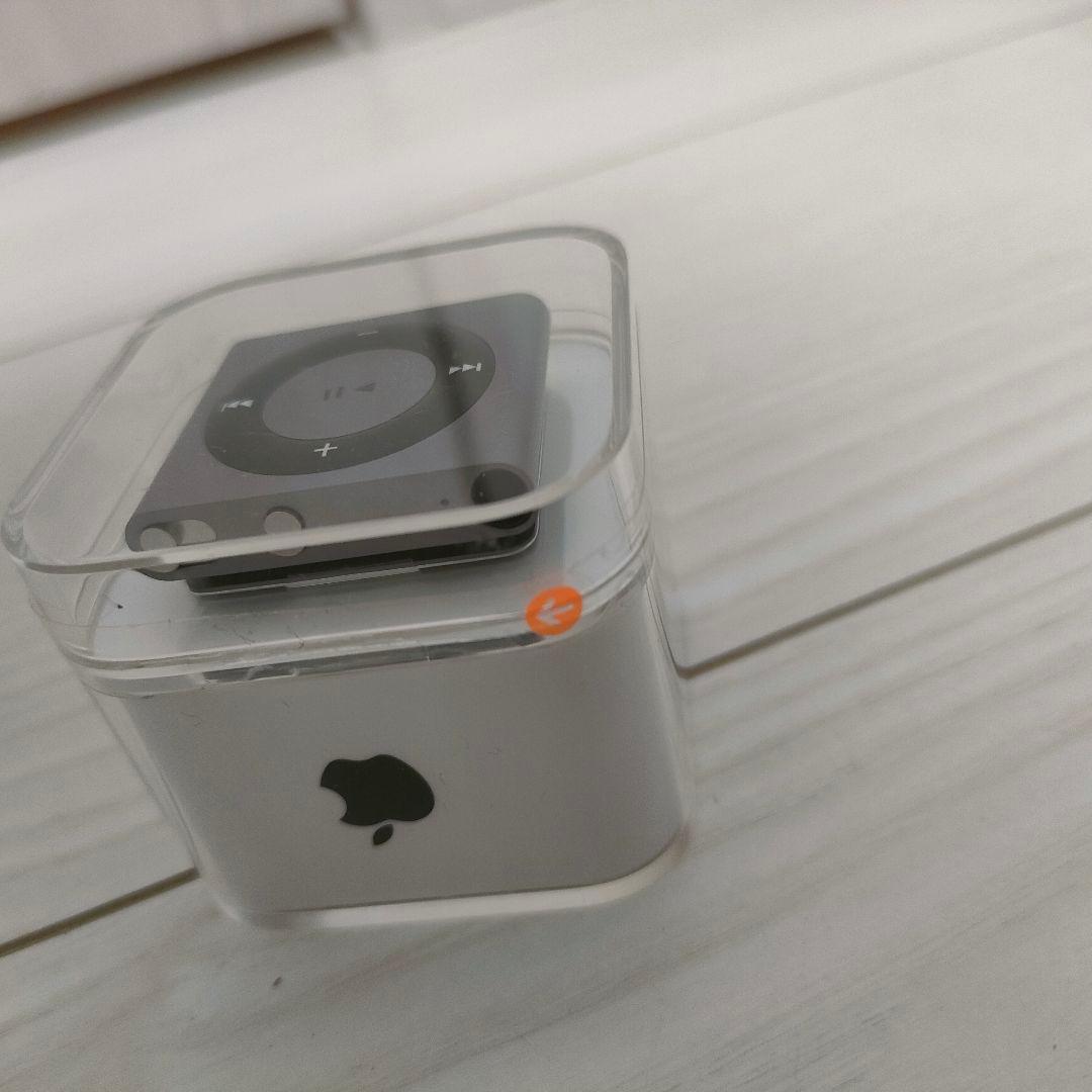 【新品未開封】iPod shuffle 2GB シルバー
