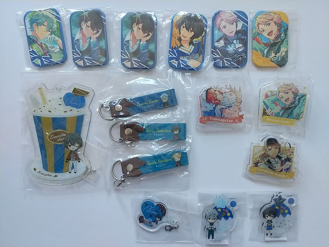 あんスタ 一番カフェ Knights レオ 泉 凛月 嵐 缶バッジ チャーム