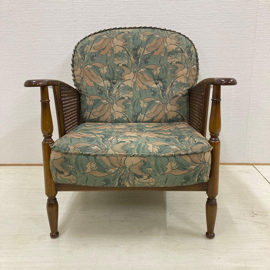 【カリモク】コロニアル　一人掛けソファ　シングルソファ　椅子