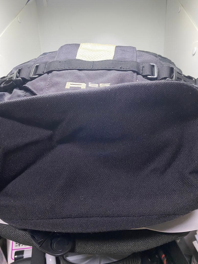 held、クリーガ R25 バックパック　初代レア品　ハーネスポケット付き