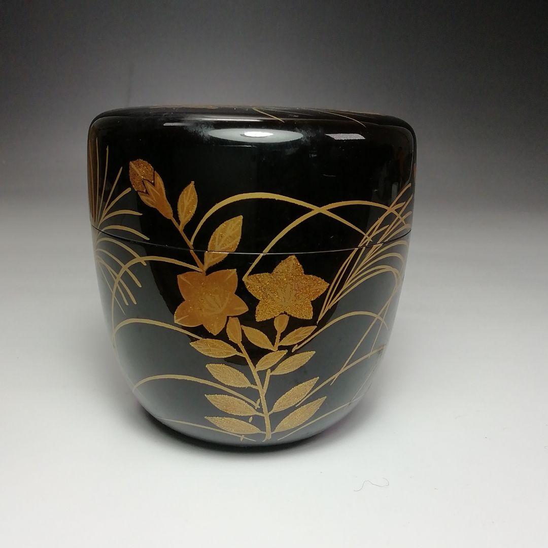 Ｓ５９４　棗　『秋草蒔絵』『稲井玉甫作』『表千家　堀之内宗完　極箱』　共箱