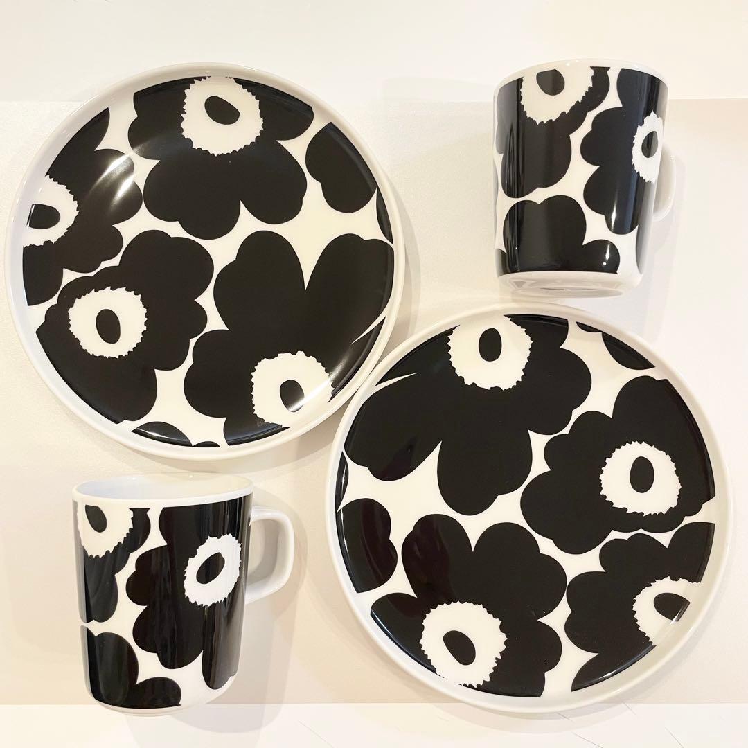 marimekko マリメッコ　モノトーンプレート×マグカップ×ラテマグセット