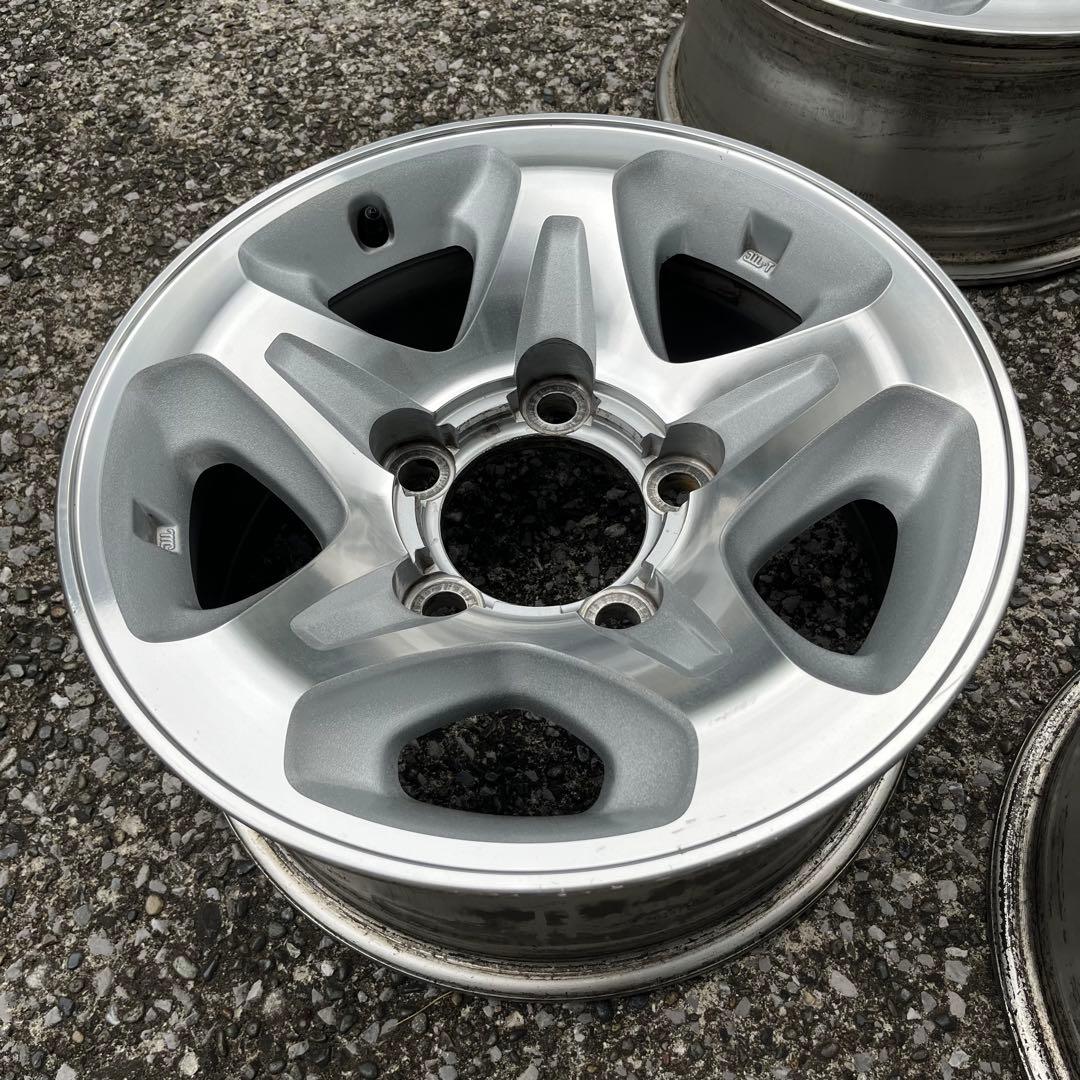 【aki】トヨタ ランドクルーザー 70 純正 16インチ 7J ±0
