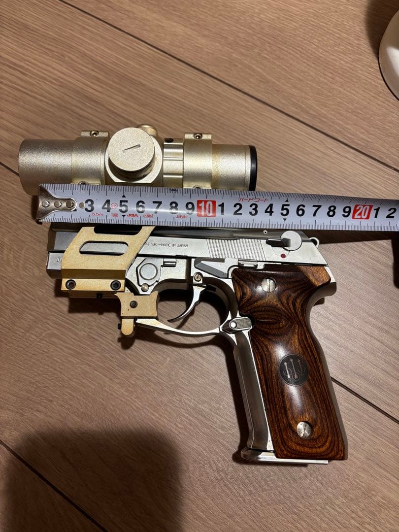 モデルガン