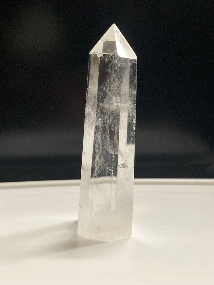 エンジェルラダークォーツ　天然水晶ポイント　原石　鉱物　置物パワーストーン