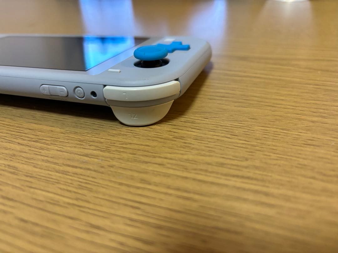 Nintendo Switch Lite グレー/青/赤