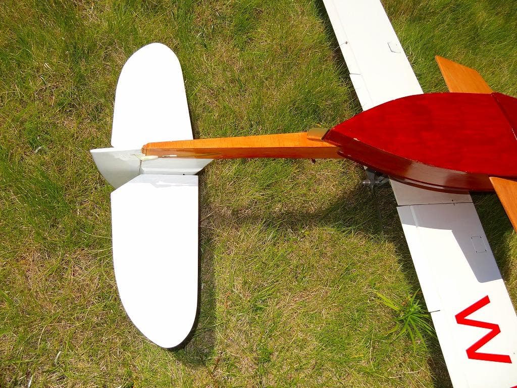 非常に手の込んだ作り　オリジナル飛行艇　ラジコン水上機　スパン1410mm