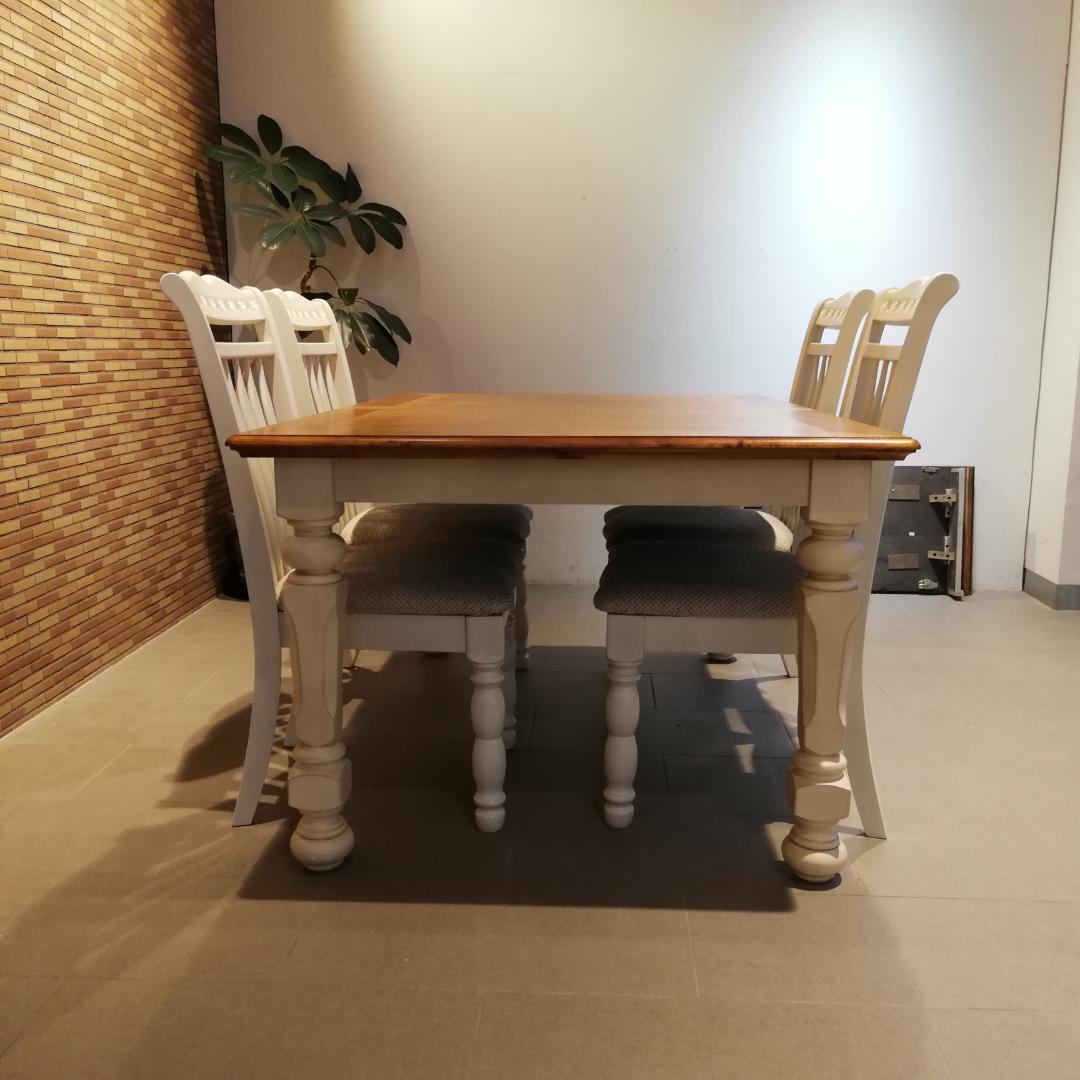 美品♠Ashley Furniture　ダイニングセット