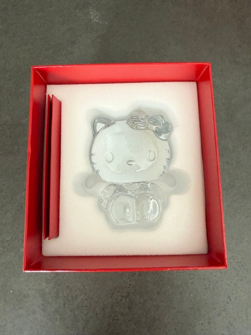 バカラ　キティちゃんコラボ　限定品