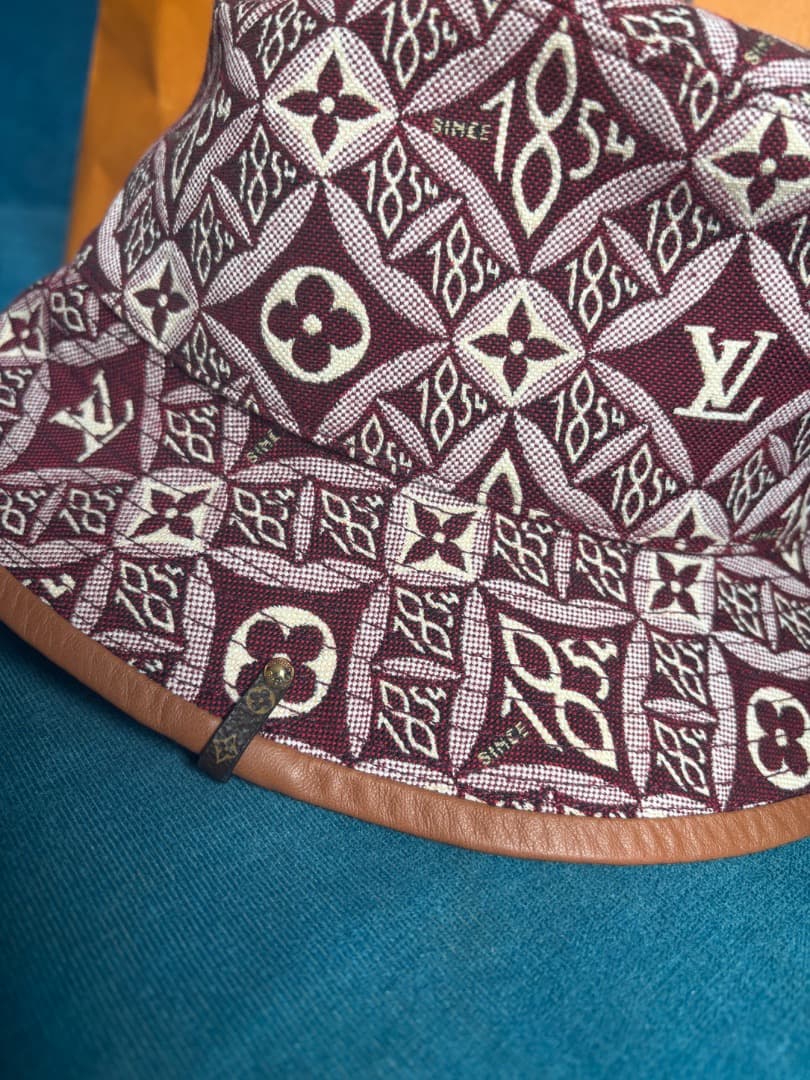 みえこ　Louis Vuitton バケットハット