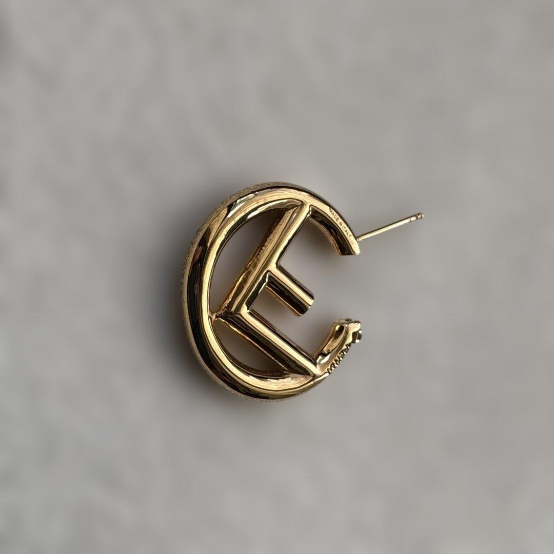 FENDI earring フェンディピアス エフイズ 片耳のみ ゴールド系