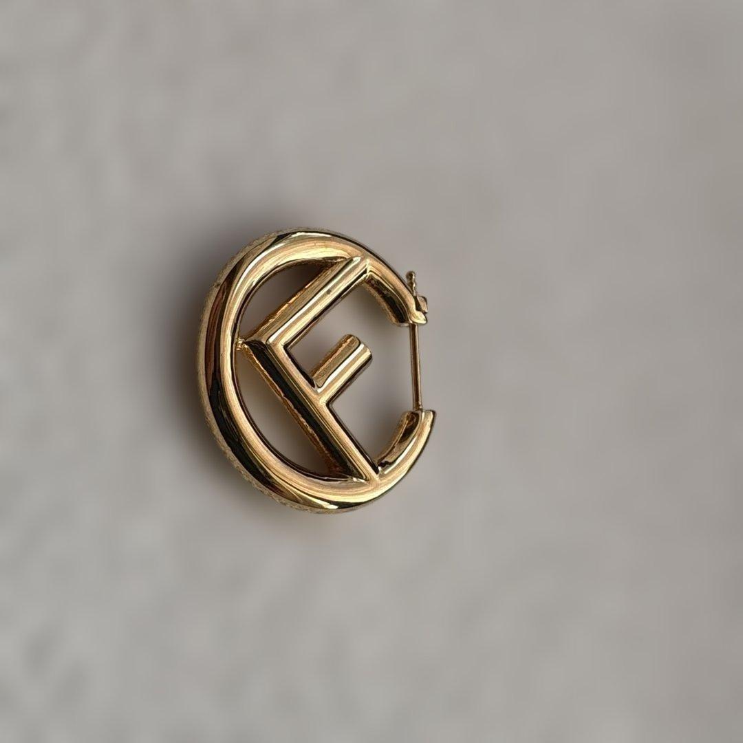 FENDI earring フェンディピアス エフイズ 片耳のみ ゴールド系