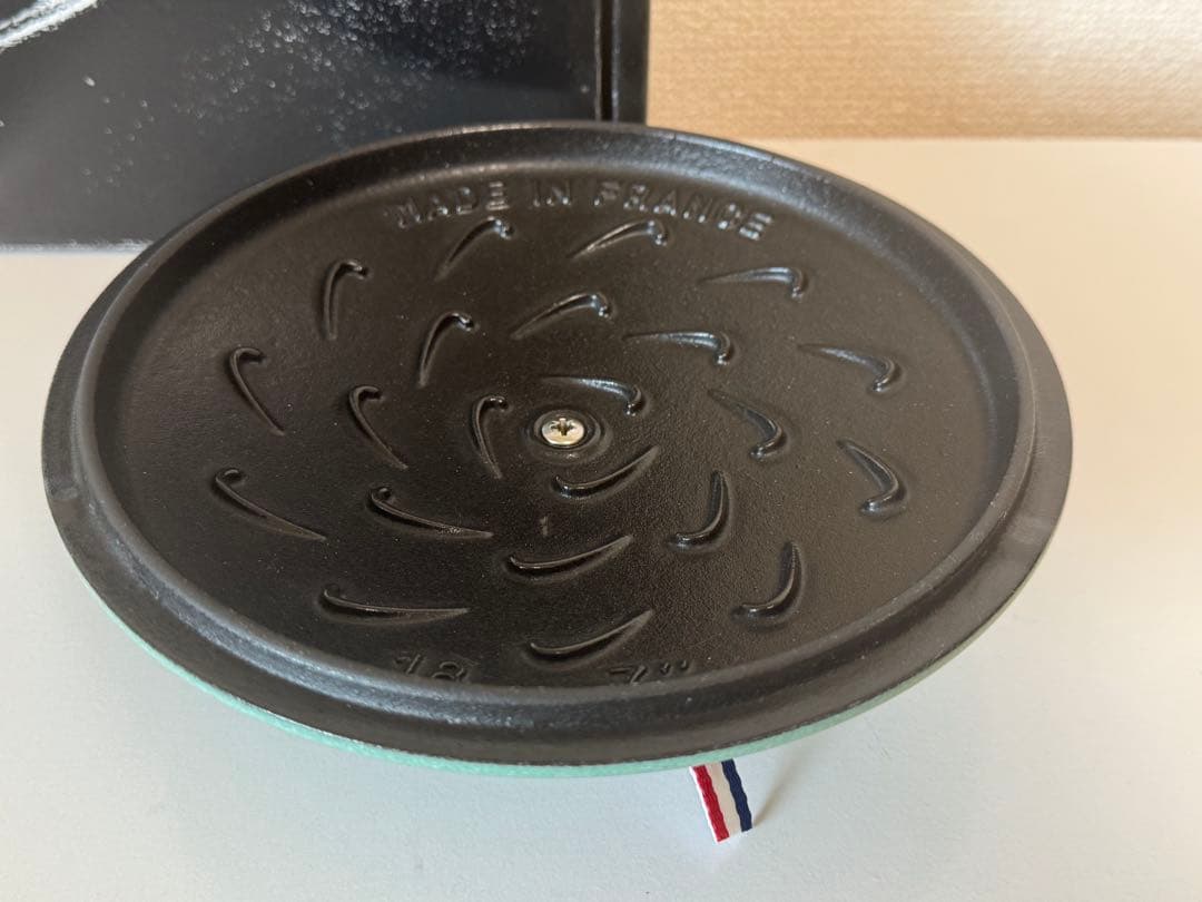 STAUB ストウブ ワナベ Wa-NABE M 18㎝ セージグリーン