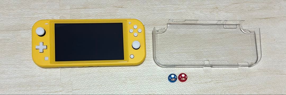 Nintendo Switch Liteイエロー　充電器、ケース付き