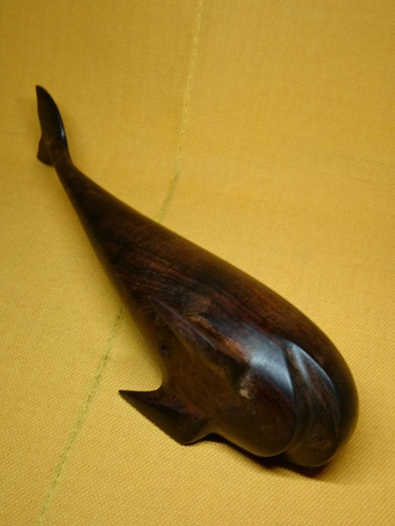 【美品】サカナ　クジラ　鯨　木彫　置物　インテリア　工芸品　美術品　A1232