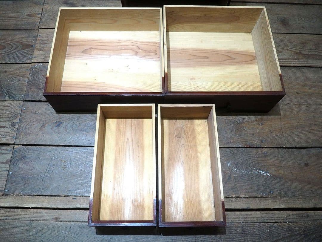 1387 レトロな杉の小引き出し　収納棚　小箪笥　ケース　古家具　アンティーク