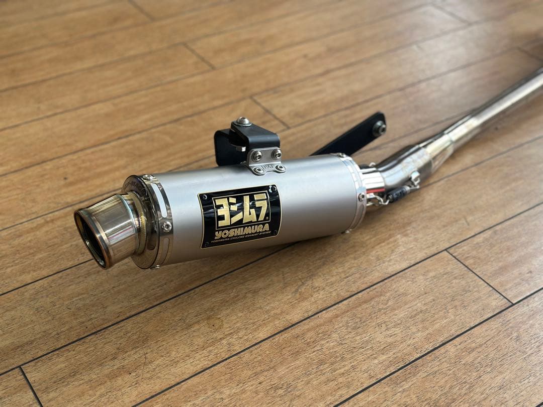 ヨシムラGP-MAGNUMサイクロンマフラー　ホンダ　スーパーカブC125 美品