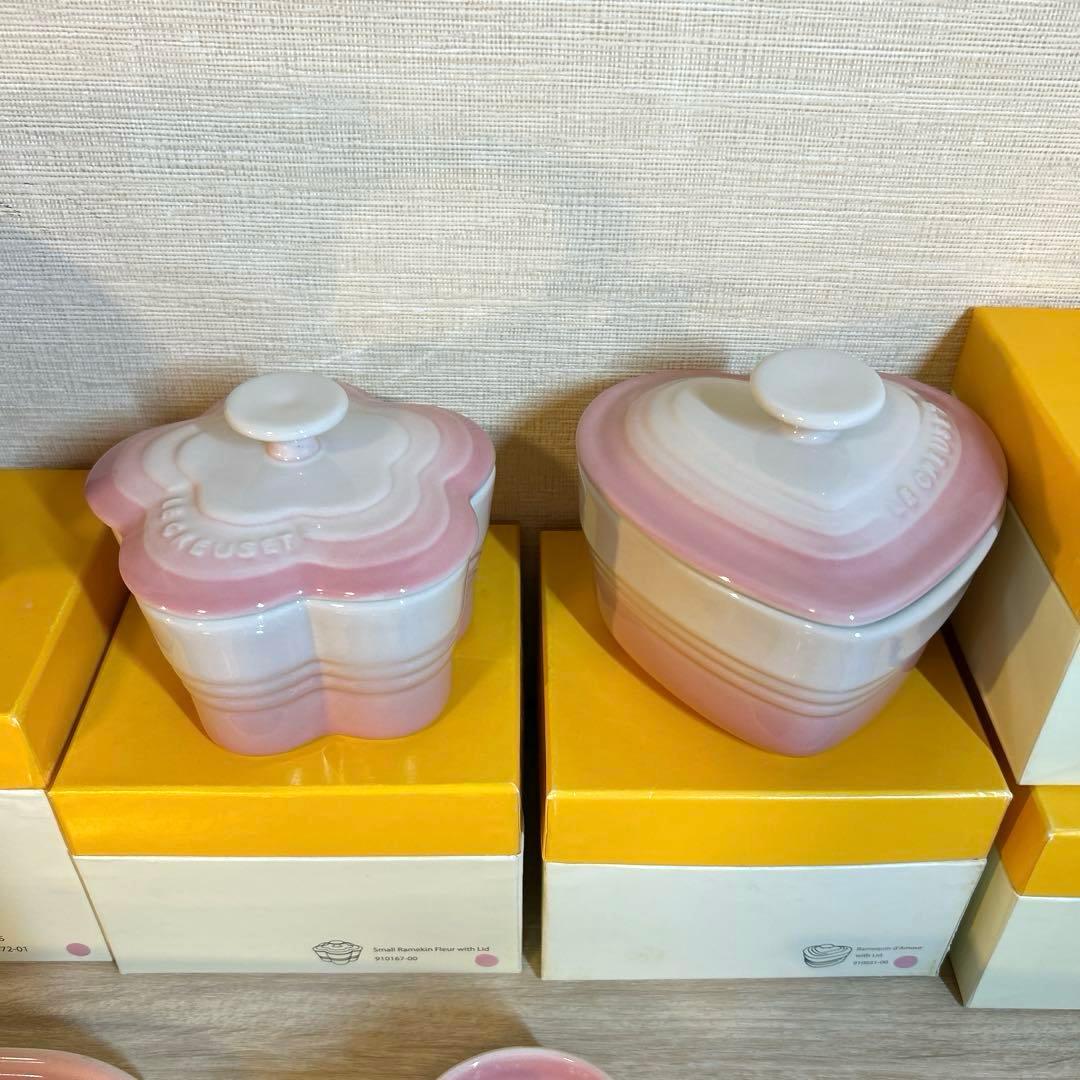 ルクルーゼ　食器セット　オブロングプレート　フラワーディッシュ　マグ　ボウル