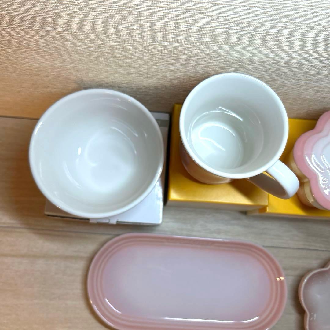 ルクルーゼ　食器セット　オブロングプレート　フラワーディッシュ　マグ　ボウル